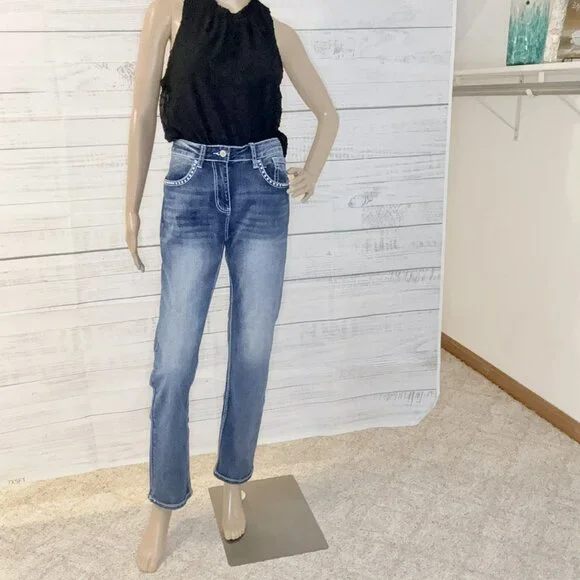 NWOT Sky Blue Embroidered Cow Straight Leg Jeans - Picture 3 of 7